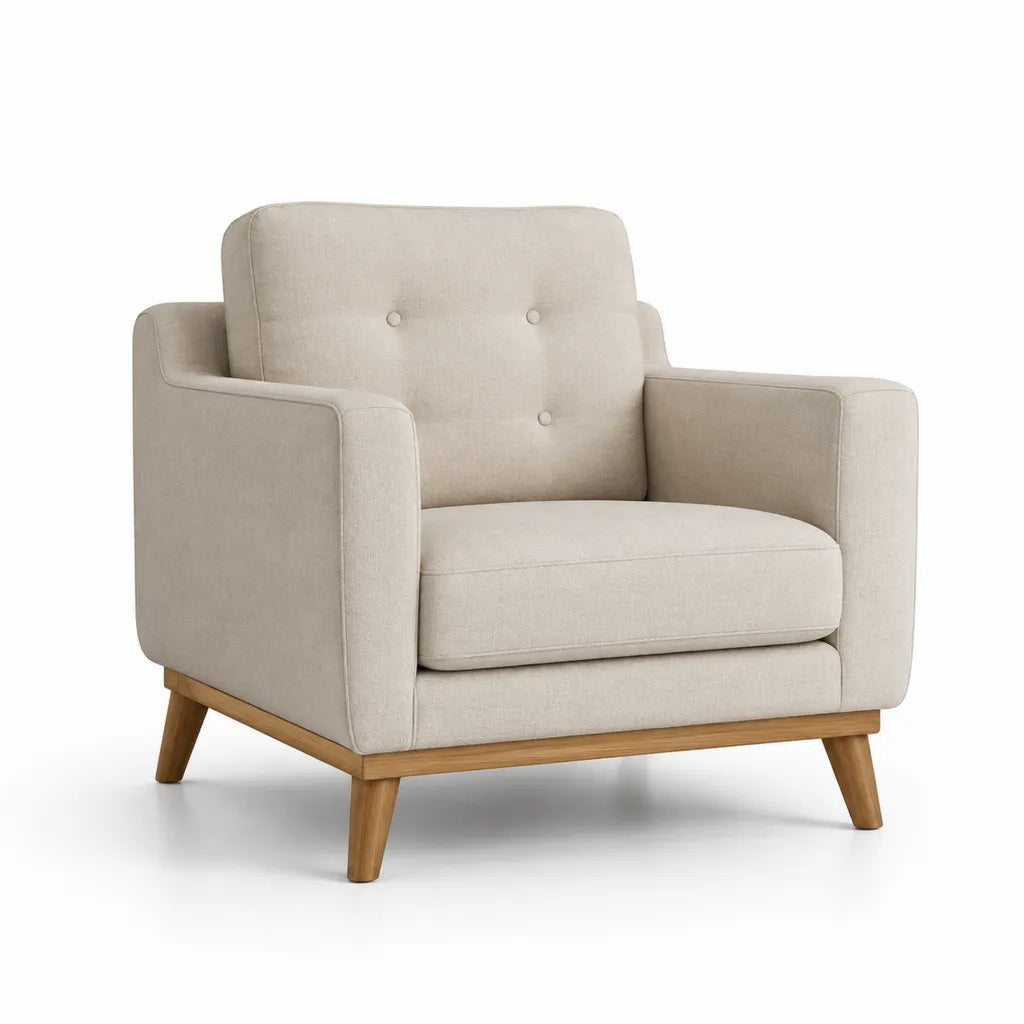 Poltrona imbottita con braccioli squadrata in poliestere beige 82 x 84 x 86 cm con gambe in legno massello